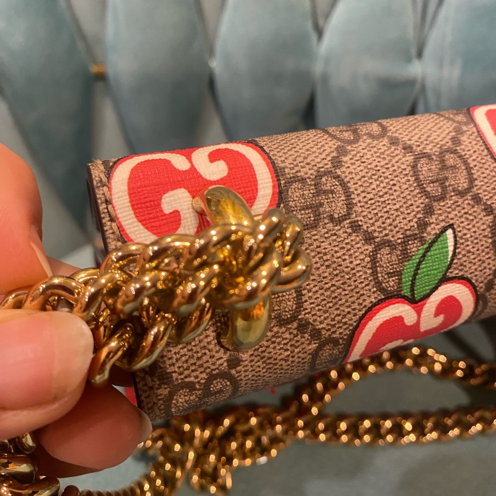 LIMITED EDITION Gucci Padlock Supreme GG Apple Capsule Collection Shoulder Bag 🍎 - Picture 5 of 17
